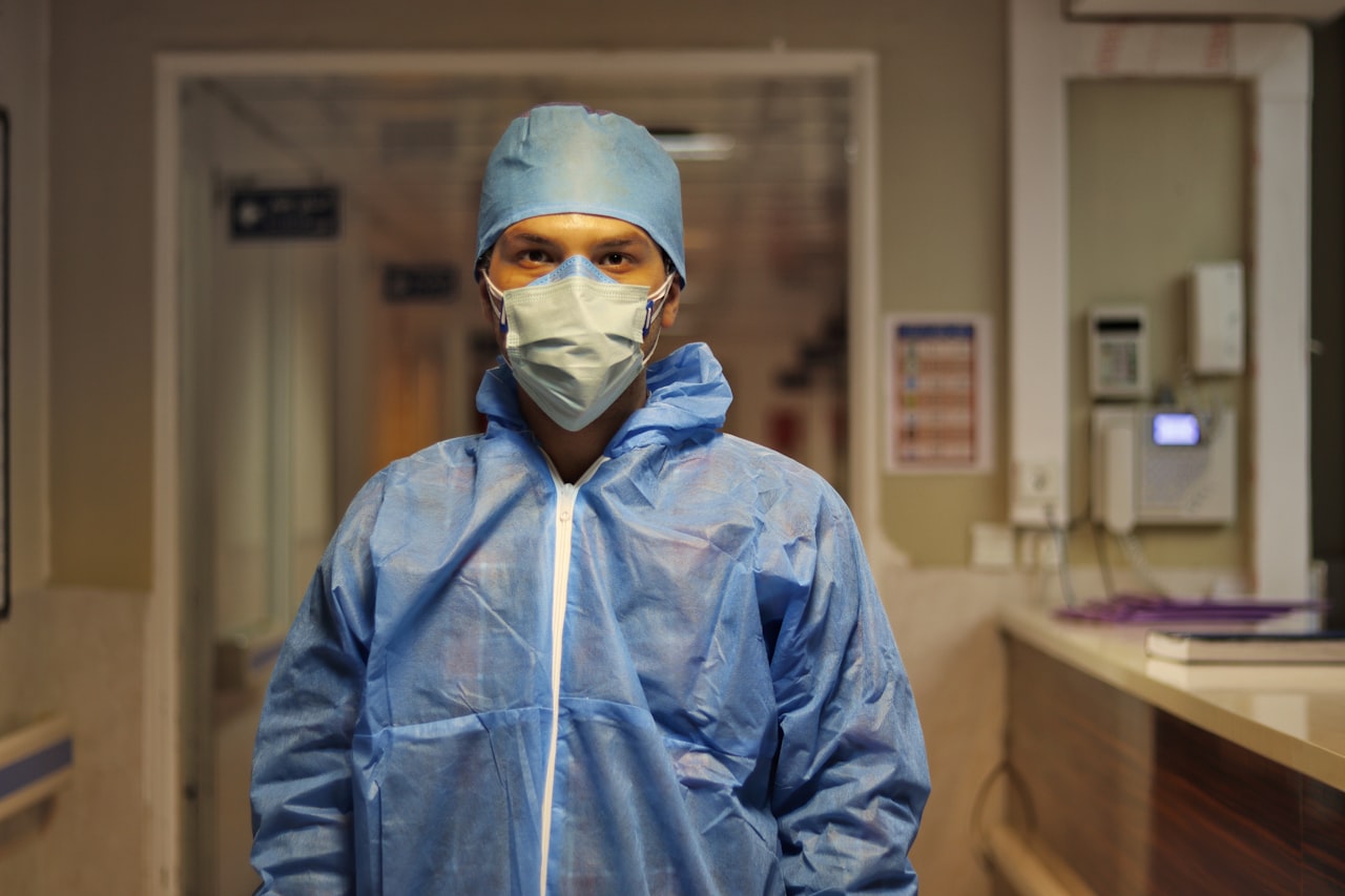 WHO ने Ebola को Global Emergency घोषित किया — Congo और Uganda में 130 से ज्यादा मौतें