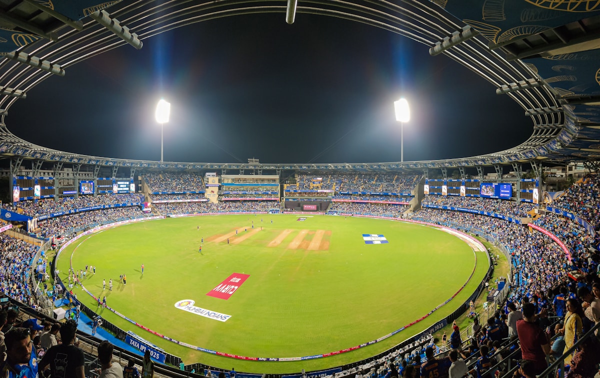 IPL 2026 Eliminator आज रात — SRH vs RR Mullanpur में 7:30 बजे; हारने वाला बाहर, जीतने वाला GT से भिड़ेगा; Key Battles और Prediction