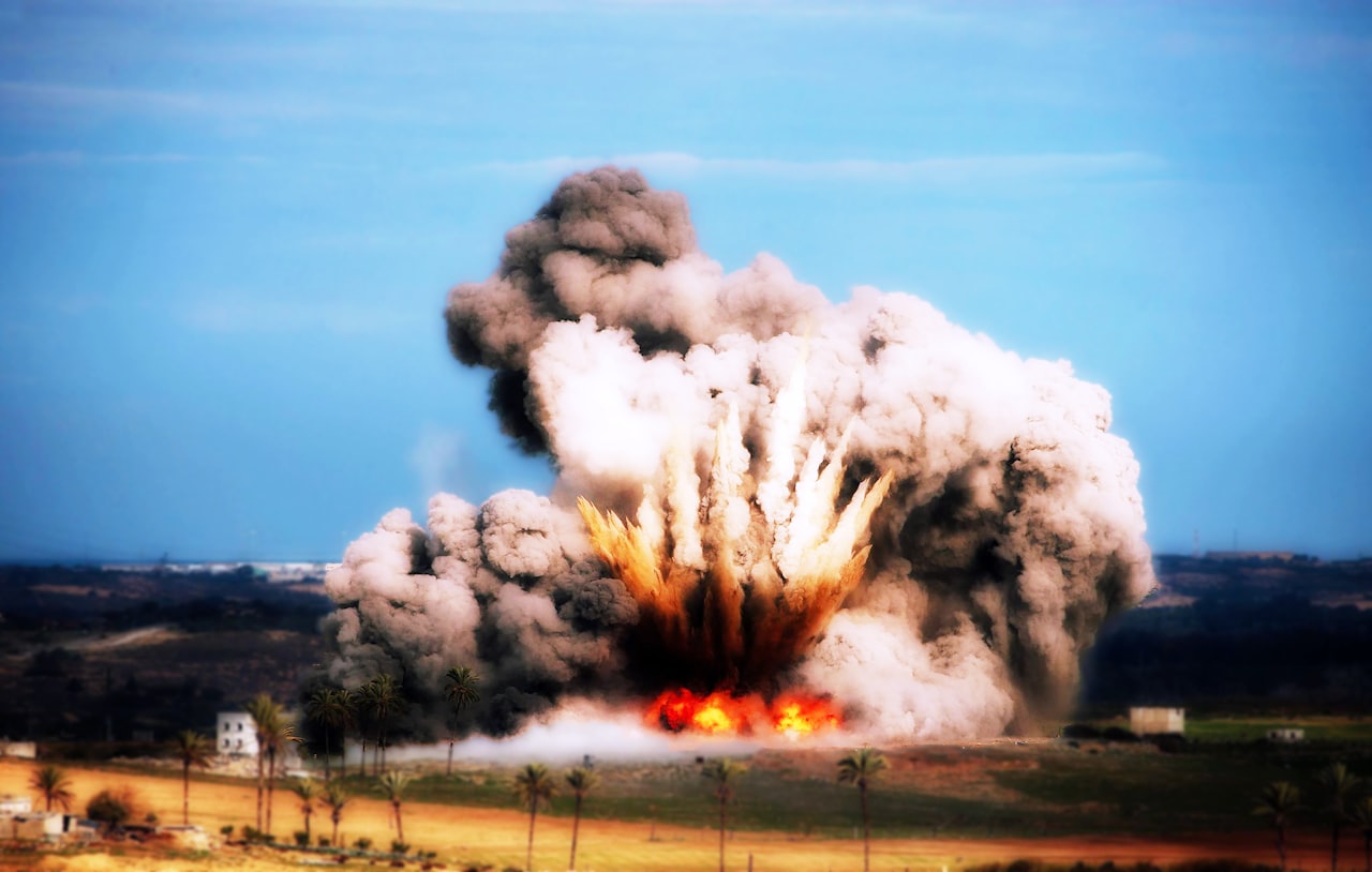 ईरान-अमेरिका परमाणु डील संकट में — Trump ने कहा ‘Ceasefire ICU में’, भारत पर क्या असर?