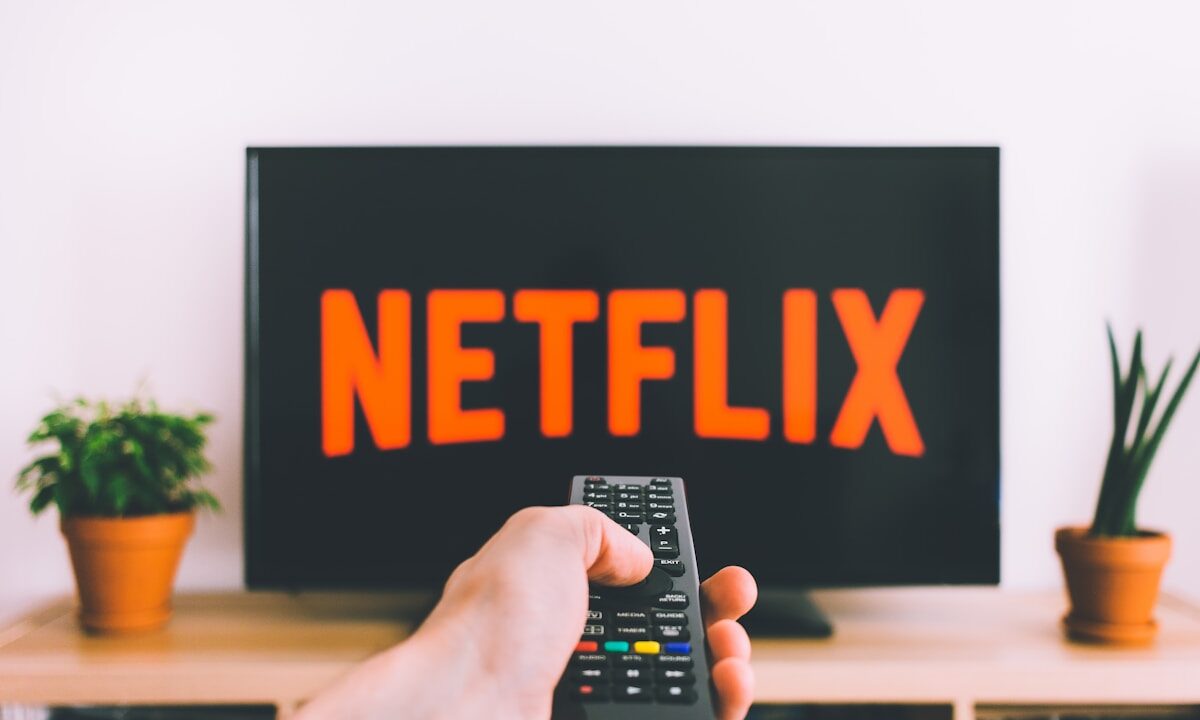 OTT का बड़ा हफ्ता — ZEE5 पर ‘Satrangi’, Netflix पर ‘Desi Bling’, Prime पर ‘The Boys S5’: इस Weekend क्या देखें?