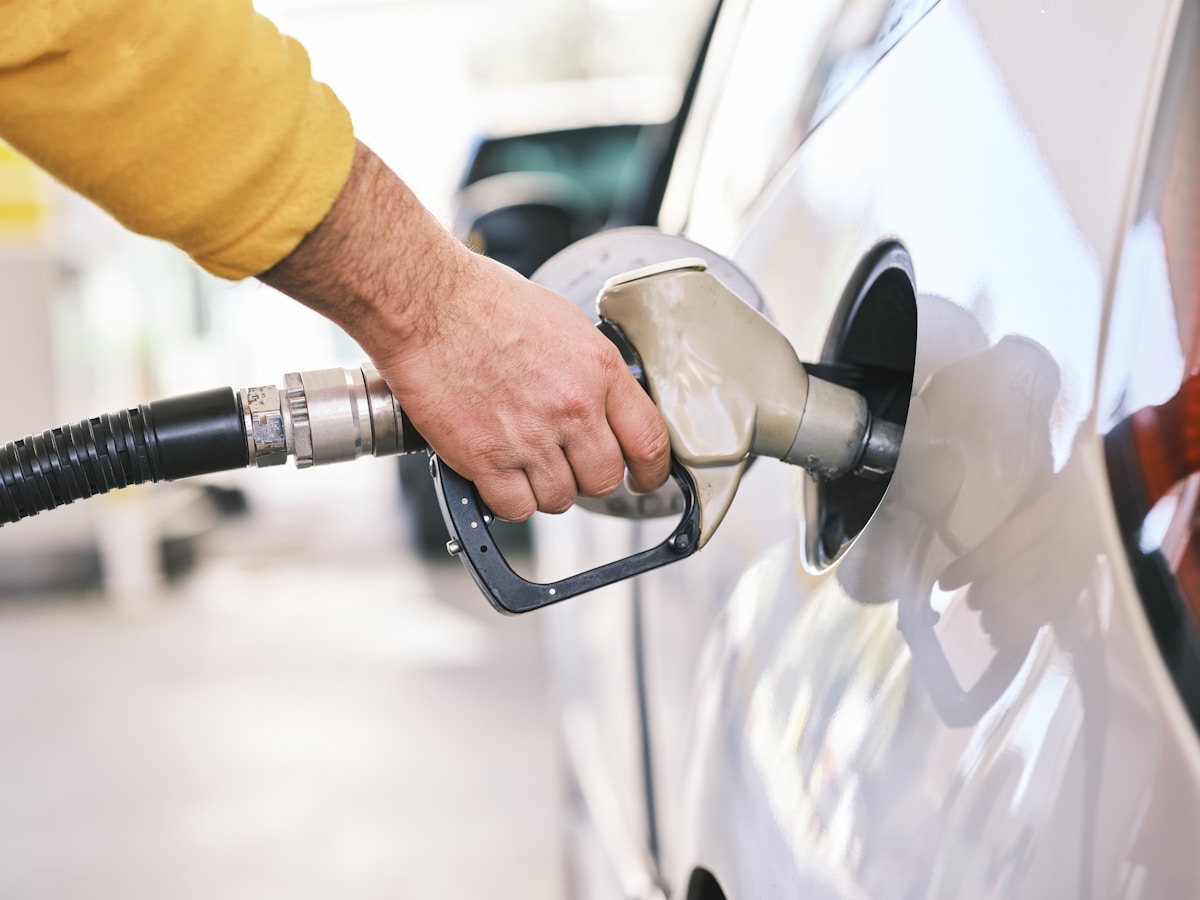 Petrol-Diesel Export Duty में कटौती: 1 जून से ATF ₹16 से ₹9.5/L, Diesel ₹16.5 से ₹13.5/L — घरेलू कीमतें अपरिवर्तित, जानें आपके शहर में आज का भाव Petrol-Diesel Export Duty में कटौती: 1 जून से ATF ₹16 से ₹9.5/L, Diesel ₹16.5 से ₹13.5/L — घरेलू कीमतें अपरिवर्तित, जानें आपके शहर में आज का भाव