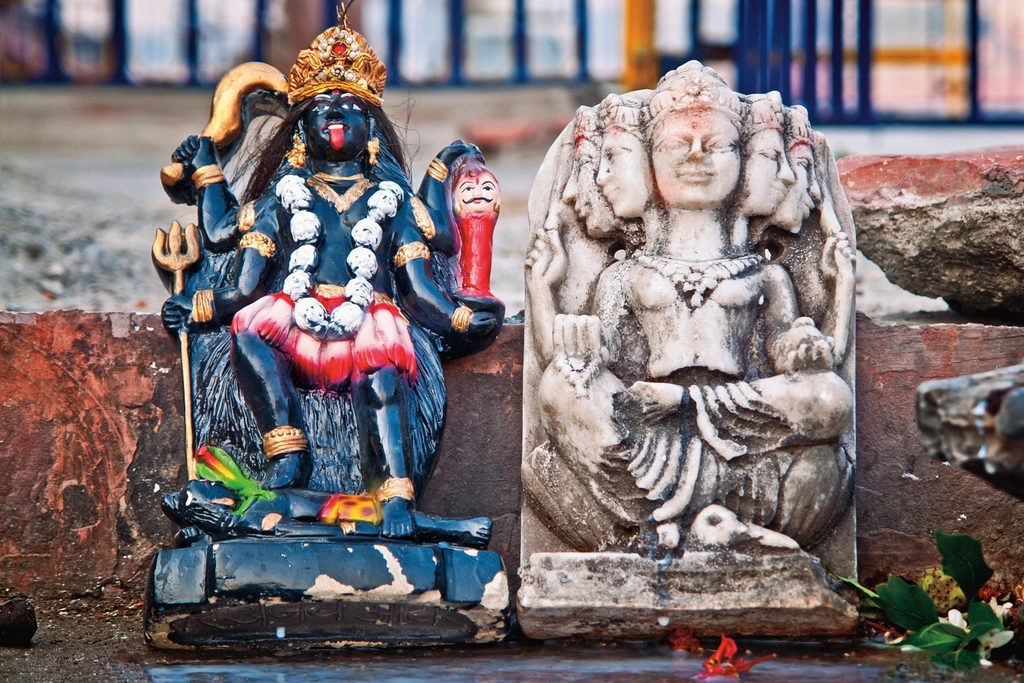 सावन का पहला मंगला गौरी व्रत आज: सुहागिन महिलाएं रखेंगी व्रत, मां गौरी से मांगेंगी अखंड सौभाग्य — जानें पूजा विधि, महत्व और व्रत के नियम सावन का पहला मंगला गौरी व्रत आज: सुहागिन महिलाएं रखेंगी व्रत, मां गौरी से मांगेंगी अखंड सौभाग्य — जानें पूजा विधि, महत्व और व्रत के नियम