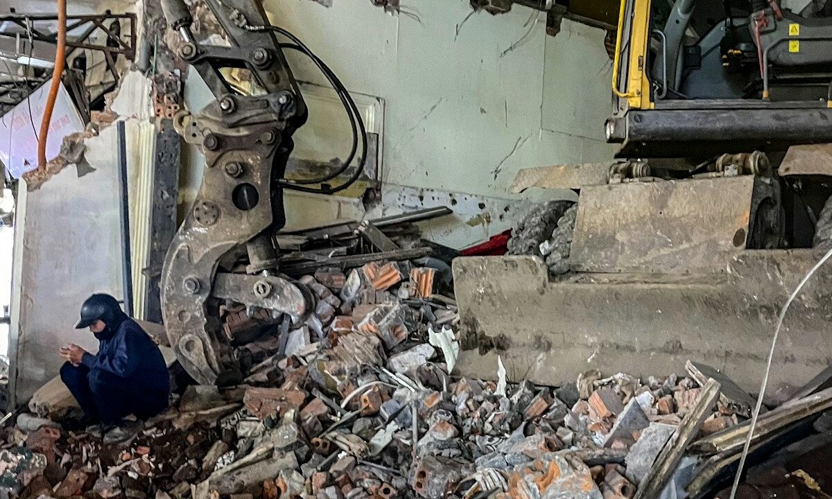 अंबाला में निर्माणाधीन 3 मंजिला इमारत ढही, 6 की मौत, दर्जनों मजदूर अब भी दबे होने का डर