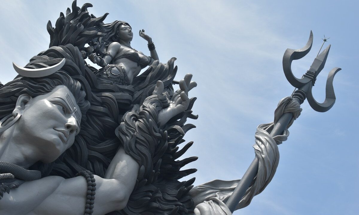 आज का राशिफल 21 सितंबर 2026 (सोमवार) — भगवान शिव की कृपा, इन राशियों को मिलेगा शुभ फल
