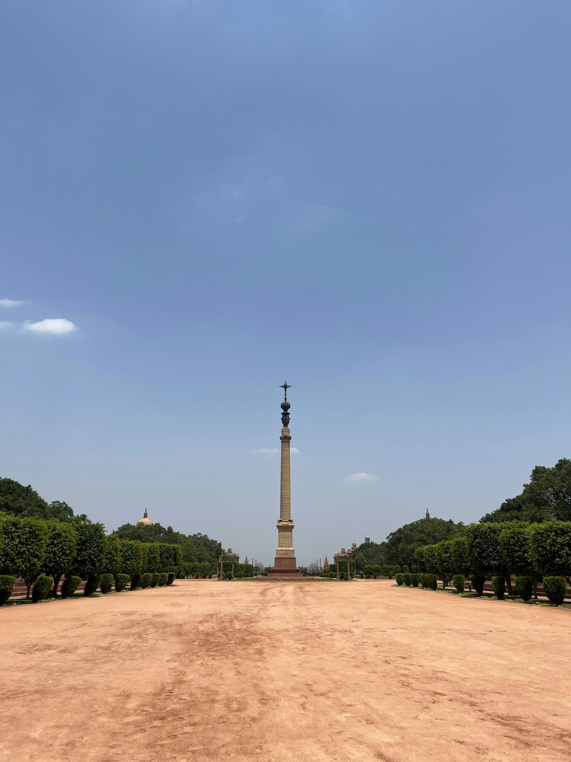 INDIA गठबंधन ने राष्ट्रपति मुर्मू को सौंपा ज्ञापन — CEC हटाने, SIR रोकने और 13.3 करोड़ वोटर बहाल करने की मांग